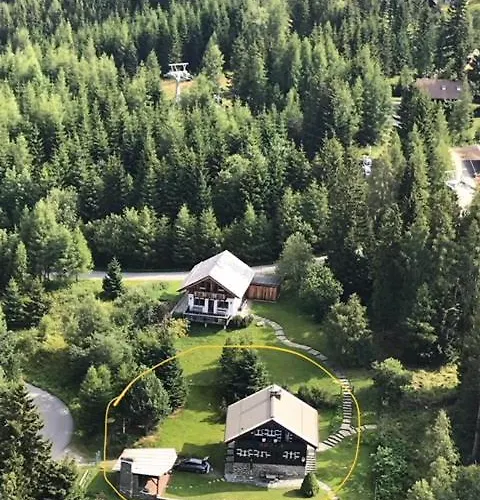 Ferienhaeuser Gerlitze Dom wakacyjny Kanzelhohe