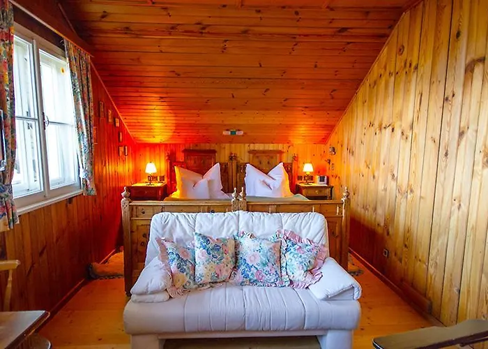 Ferienhaeuser Gerlitze Dom wakacyjny Kanzelhohe